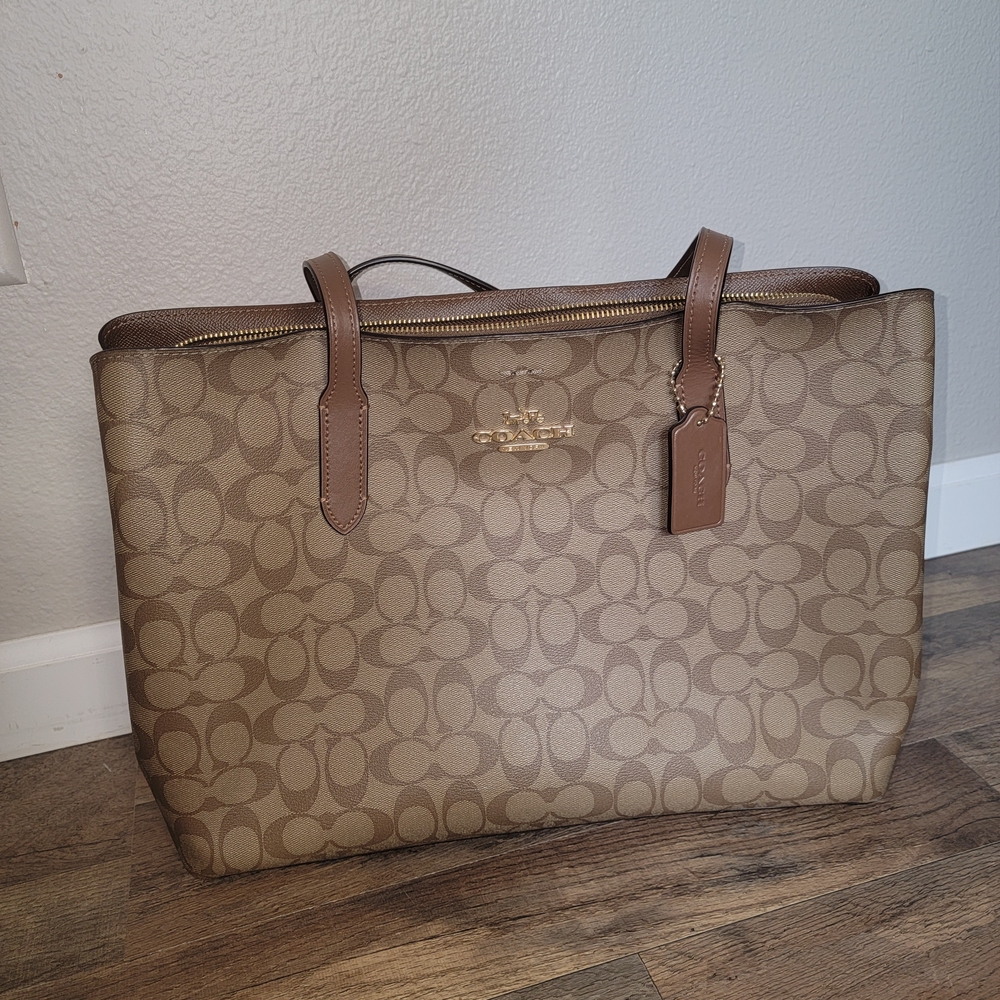 Coach Carryall Tote